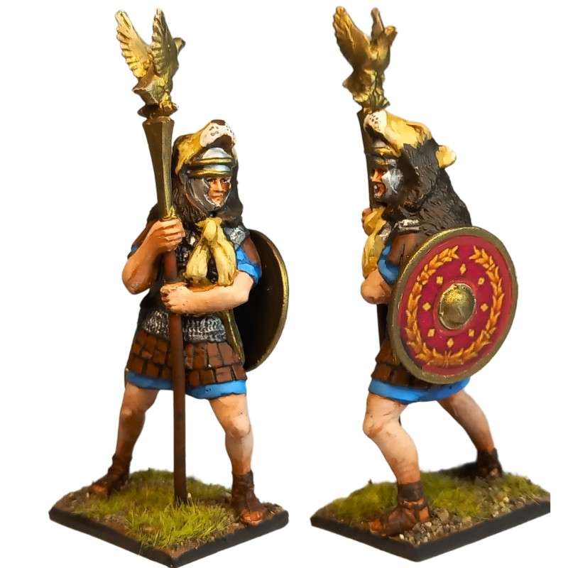 Roman Aquilifer 2